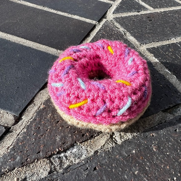 Hand Crocheted Pink Donut with Sprinkles Simpsons Inspired Plushie! - Picture 3 of 9